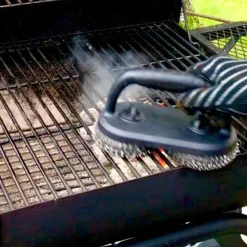 Grillinpuhdistuspaketti Pepper, mustalle ulkokeittiölle