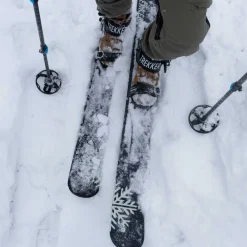 Liukulumikengät Trekker 130 cm + siteet