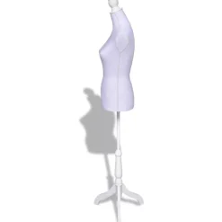 Mallinukke naisen torso valkoinen