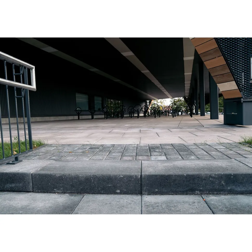 Porraskivi 800x400x130 mm sileä harmaa