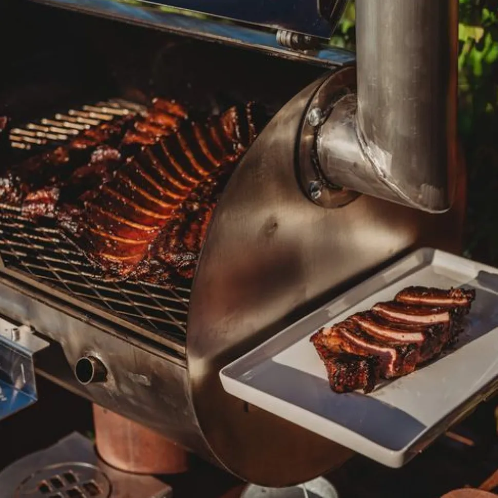 Savustusgrilli GrillSymbol Smoky Beast Silver, 65x165x160cm
