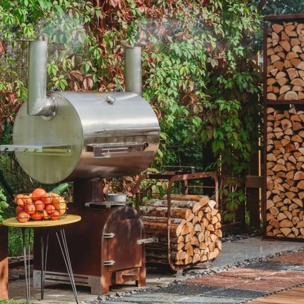 Savustusgrilli GrillSymbol Smoky Beast Silver, 65x165x160cm